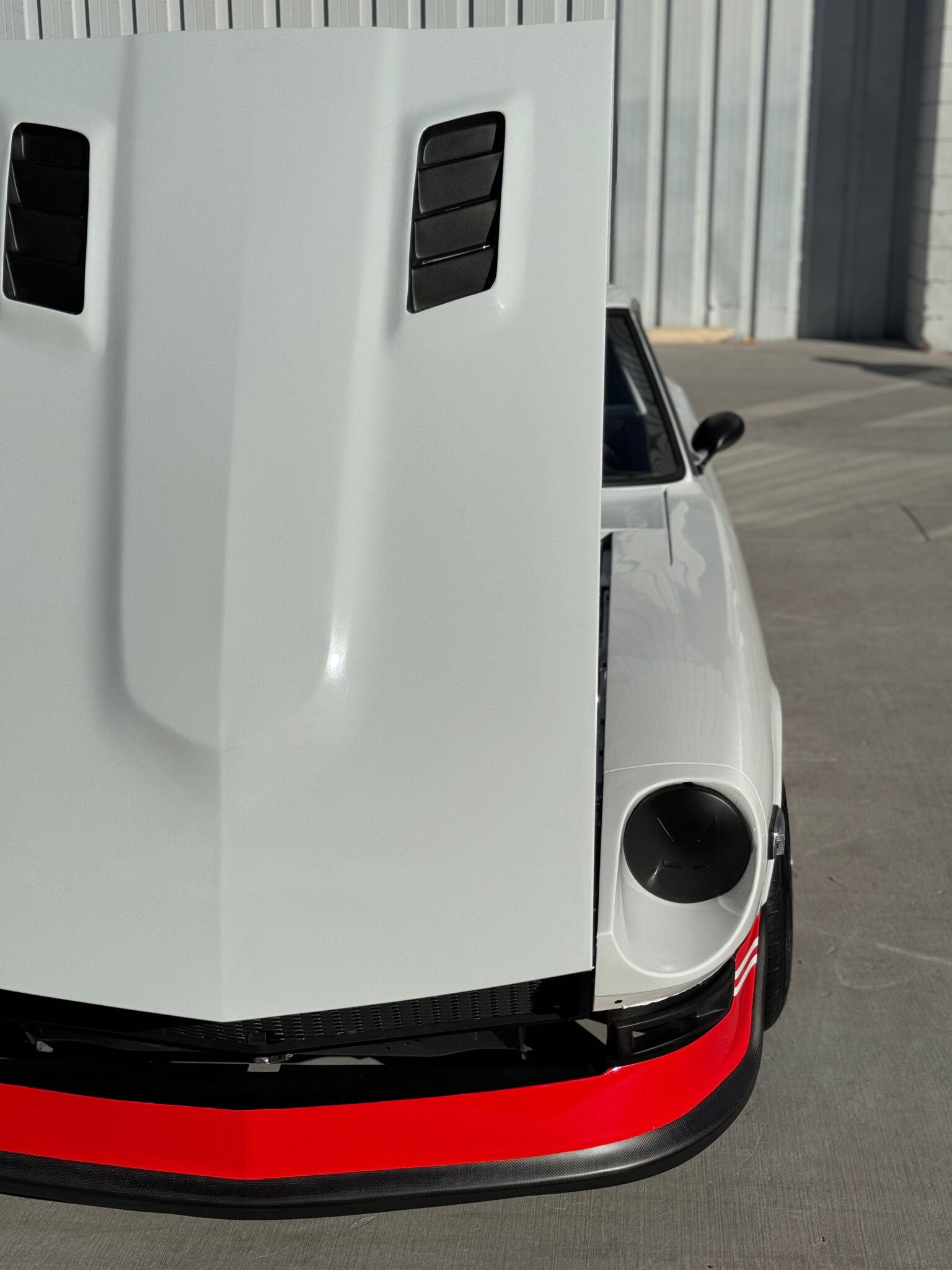 S30 GT Vented Hood 1970-78 (240Z / 260Z / 280Z)