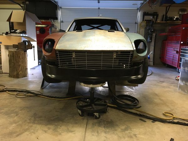 Front Grill With Turn Signal Delete 1974.5-78 (260Z / 280Z)
