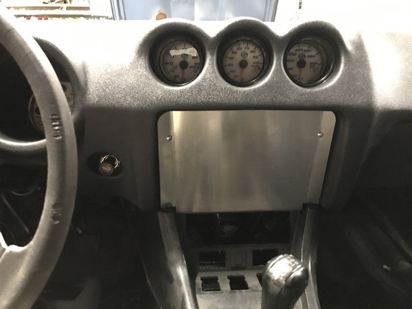 Dash Center Plate 1975-78 (280Z)