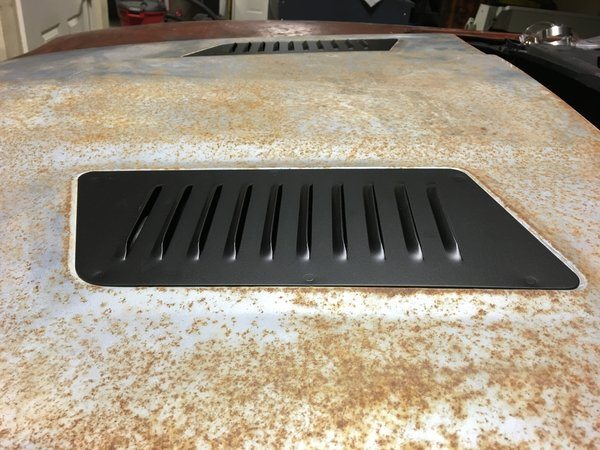 Louvered 280Z Hood Vents