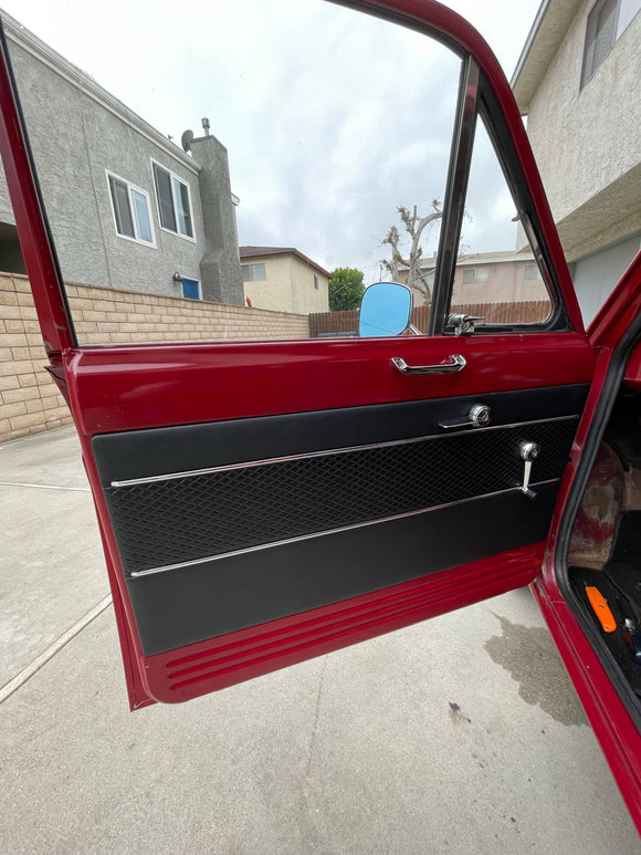 JDM Reproduction Door Panel Set 1966-72 (520 / 521)