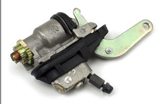 OEM Right wheel Cylinder 1970-72 (240Z)