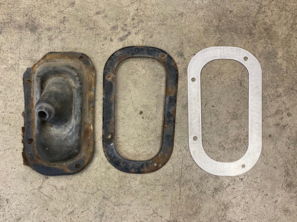 Inner Shift Boot Bezel 1970-78 (240Z / 260Z / 280Z)